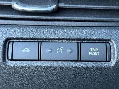 Used 2020 Nissan Altima 2.0 SR image 14