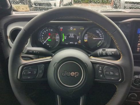 Used 2025 Jeep Wrangler Unlimited Sport S 4xe AWD/4WD image 28