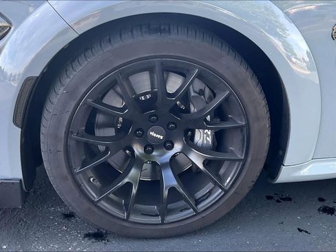 Used 2021 Dodge Charger SRT Hellcat image 11