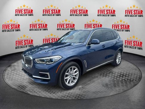 Used 2022 BMW X5 xDrive40i w/ Executive Package AWD/4WD image 3