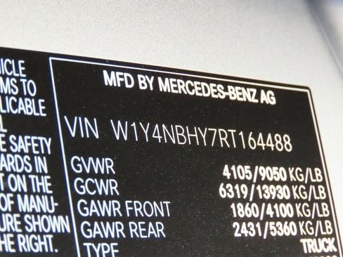 Used 2024 Mercedes-Benz Sprinter 2500 image 60