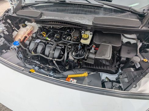 Used 2020 Ford Transit Connect XLT image 30