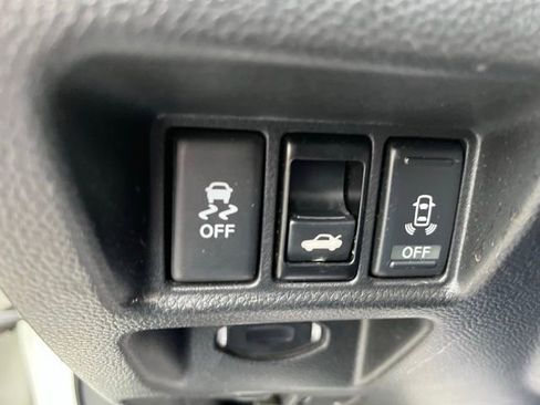 Used 2011 INFINITI G37 X Sport Appearance Edition w/ Premium Pkg image 18