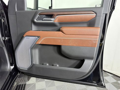 New 2026 GMC Sierra 2500 Denali Ultimate AWD/4WD image 13