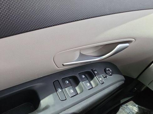 Used 2023 Hyundai Tucson SE FWD image 18