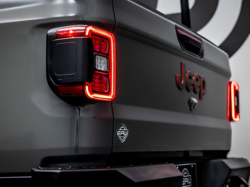 Used 2022 Jeep Gladiator Mojave w/ LED Lighting Group image 14