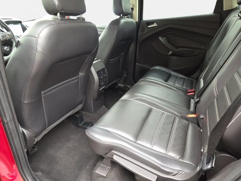 Used 2018 Ford Escape Titanium AWD/4WD image 11