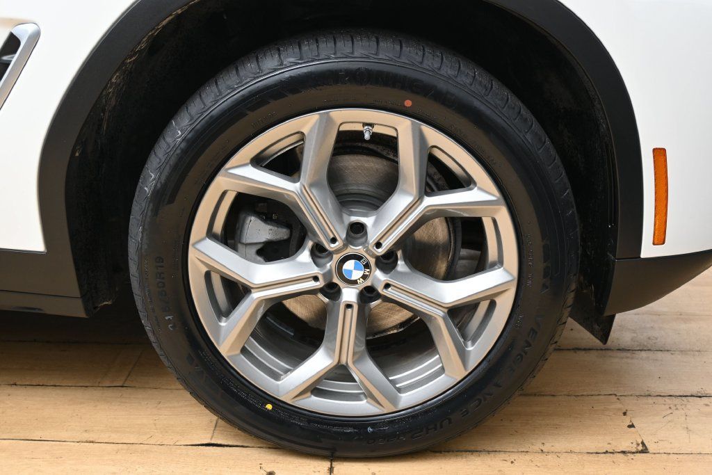 Used 2023 BMW X3 xDrive30i AWD/4WD image 15