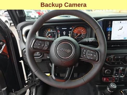 Used 2024 Jeep Wrangler Willys image 11