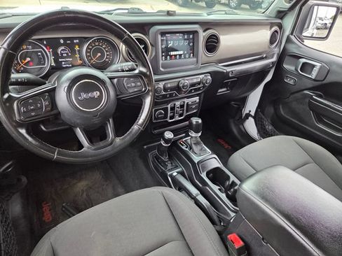 Used 2021 Jeep Gladiator Sport AWD/4WD image 8