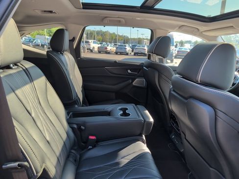 Used 2025 Acura MDX w/ Advance Package AWD/4WD image 24