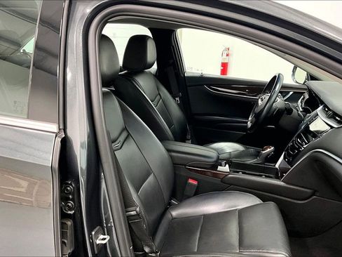 Used 2017 Cadillac XTS Luxury image 10