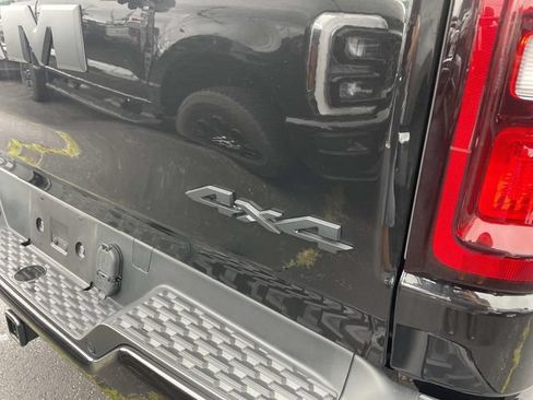 Used 2025 RAM 1500 Tradesman w/ Night Edition AWD/4WD image 5