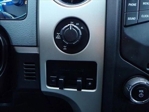 Used 2014 Ford F150 XLT w/ XTR Package image 19