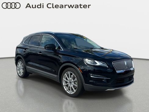 Used 2019 Lincoln MKC Reserve FWD image 5