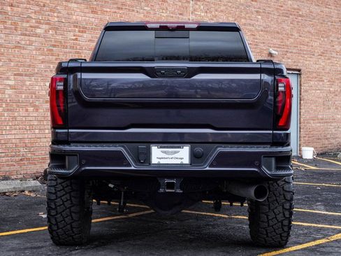 Used 2024 GMC Sierra 2500 Denali w/ Denali Reserve Package image 11