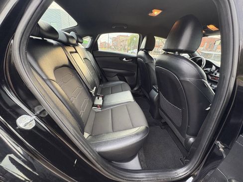 Used 2021 Kia Forte GT-Line image 27