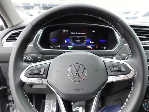 Used 2024 Volkswagen Tiguan S image 13