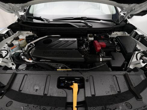 Certified 2025 Nissan Rogue SL w/ Tech Package image 3