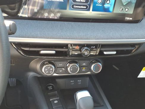 New 2026 Nissan Kicks S image 17