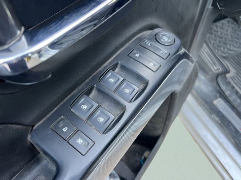 Used 2018 Chevrolet Silverado 1500 LT w/ All Star Edition image 20