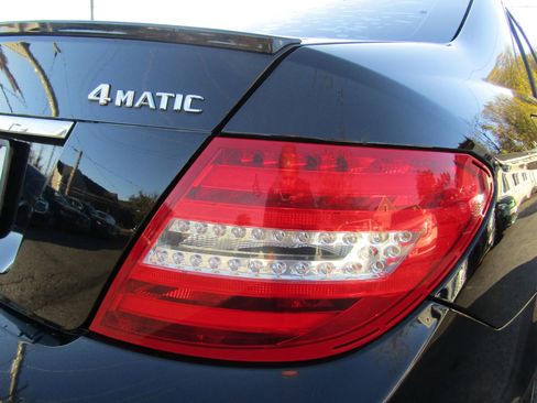 Used 2012 Mercedes-Benz C 300 4MATIC Sedan image 28