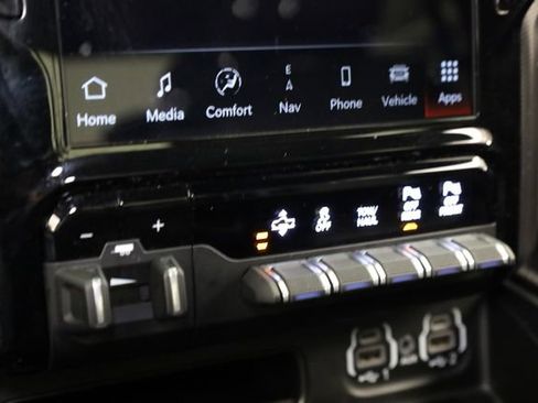 Used 2022 RAM 1500 Limited w/ Body Color Bumper Group image 23