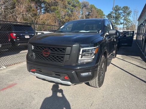 Used 2024 Nissan Titan PRO-4X w/ Off Road Protection Package image 1