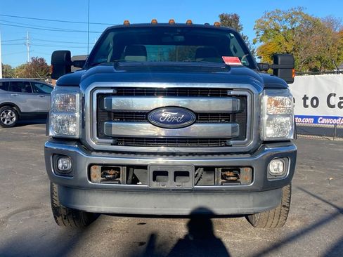 Used 2014 Ford F250 XLT w/ Snow Plow Prep Package image 8
