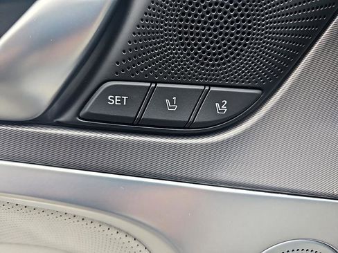 Used 2025 Genesis G70 3.3T Advanced image 12