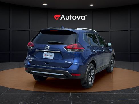 Used 2020 Nissan Rogue SV w/ Premium Package AWD/4WD image 5