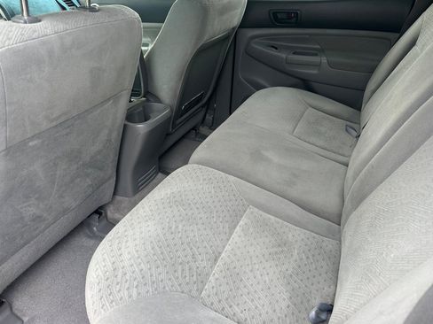 Used 2007 Toyota Tacoma PreRunner image 14