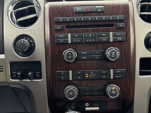 Used 2012 Ford F150 Lariat w/ Lariat Chrome Pkg image 15