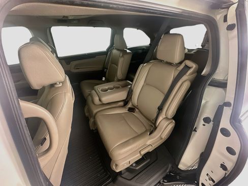 Used 2018 Honda Odyssey EX-L image 29
