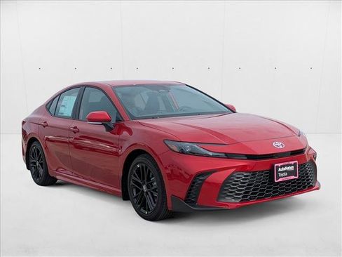 New 2025 Toyota Camry SE image 7