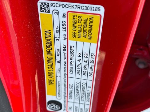 Used 2024 Chevrolet Silverado 1500 Custom Trail Boss w/ LPO, Dark Essentials Package image 29