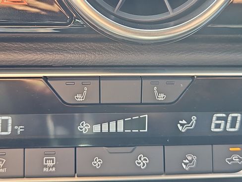 New 2025 Nissan Sentra SR w/ Trunk Package image 7