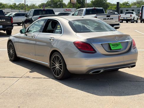 Used 2019 Mercedes-Benz C 300 Sedan image 3