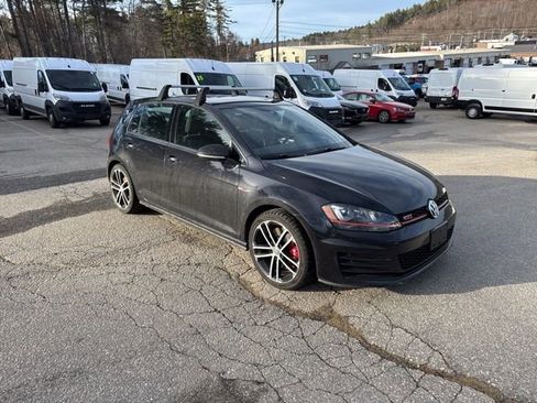 Used 2017 Volkswagen GTI S image 2