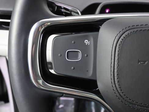 New 2026 Lincoln Nautilus Reserve AWD/4WD image 32