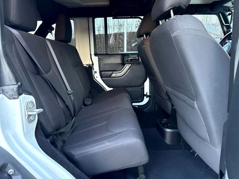 Used 2016 Jeep Wrangler Unlimited Sport w/ Quick Order Package 24S image 21