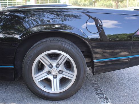 Used 1988 Chevrolet Camaro LT RWD image 30