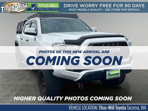 Used 2019 Toyota Tacoma TRD Off-Road w/ Technology Package AWD/4WD image 1