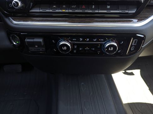 New 2026 GMC Sierra 1500 Elevation image 26