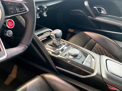 Used 2018 Audi R8 V10 plus image 14