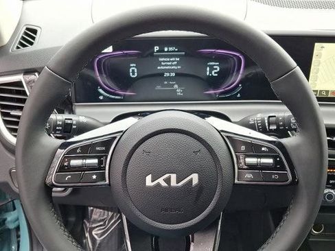 New 2026 Kia Seltos S image 9