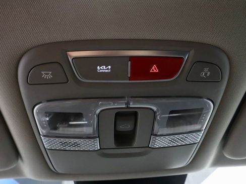 Used 2023 Kia Telluride EX w/ EX Captain's Chair Package FWD image 28