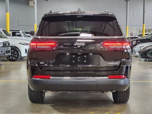 Used 2022 Jeep Grand Cherokee L Limited w/ Luxury Tech Group II RWD image 10