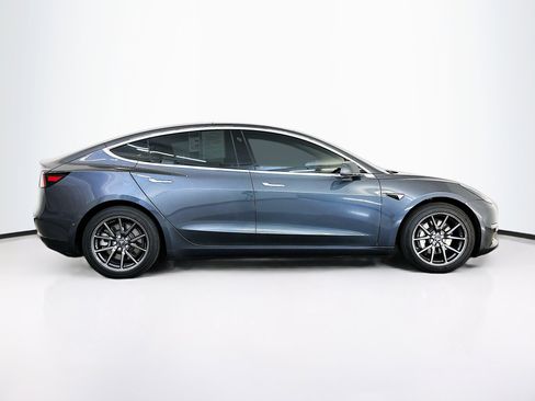 Used 2019 Tesla Model 3 Long Range image 10