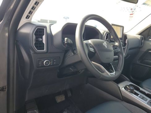 Certified 2024 Ford Bronco Sport Outer Banks w/ Tech Package AWD/4WD image 18